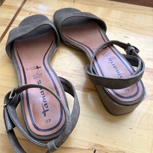 Women's Green Sandals